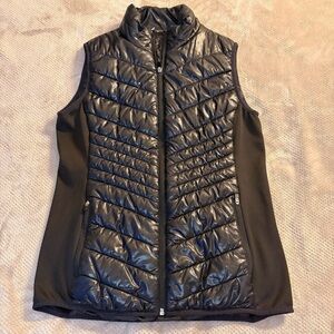Xersion Women's Black Puffer Vest faux leather size medium with pockets